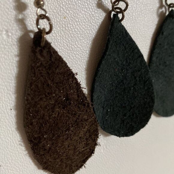 Women’s Waterdrop Earrings Leather 2 Pairs - Picture 3 of 4